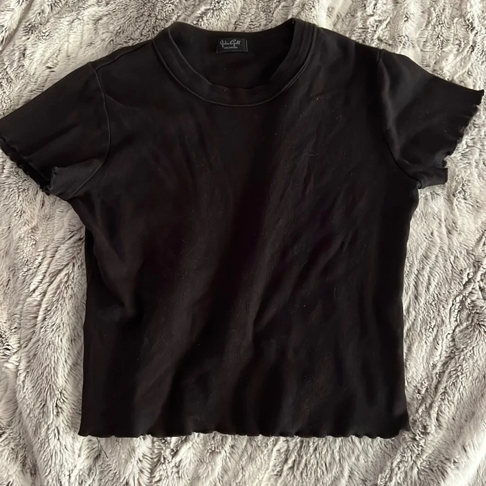 Brandy Melville Tee - Picture 1 of 2